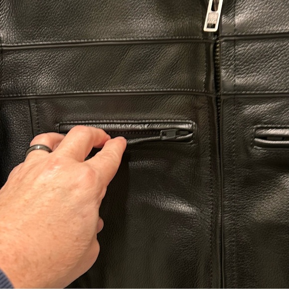 Z1R Bastion Black Leather Jacket Removable Lining Conceal/Carry Pockets - EUC+ - Picture 7 of 15